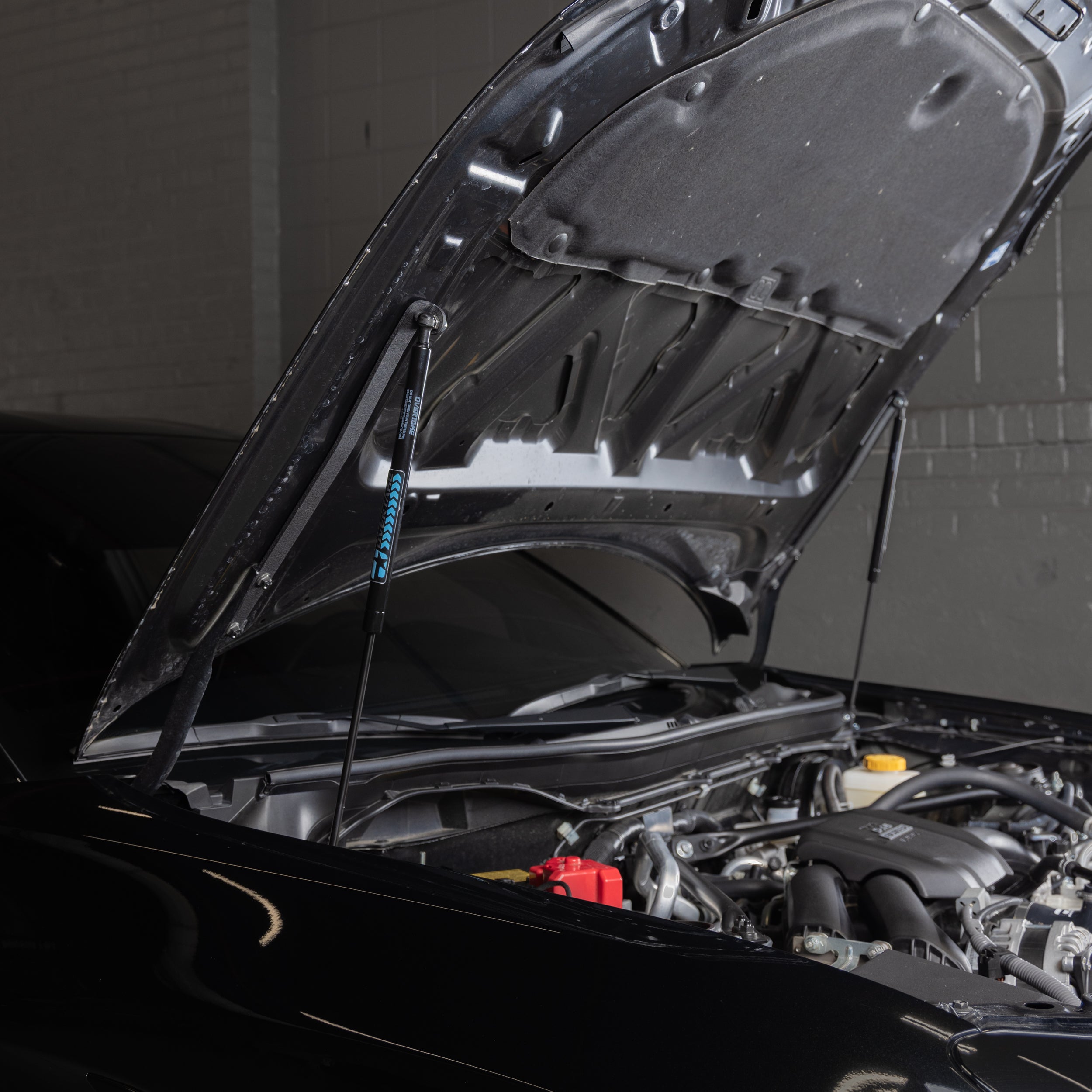 Overtake Hi-Lift Hood Strut Kit - Subaru 2022+ BRZ / Toyota 2022+ FRS / 86