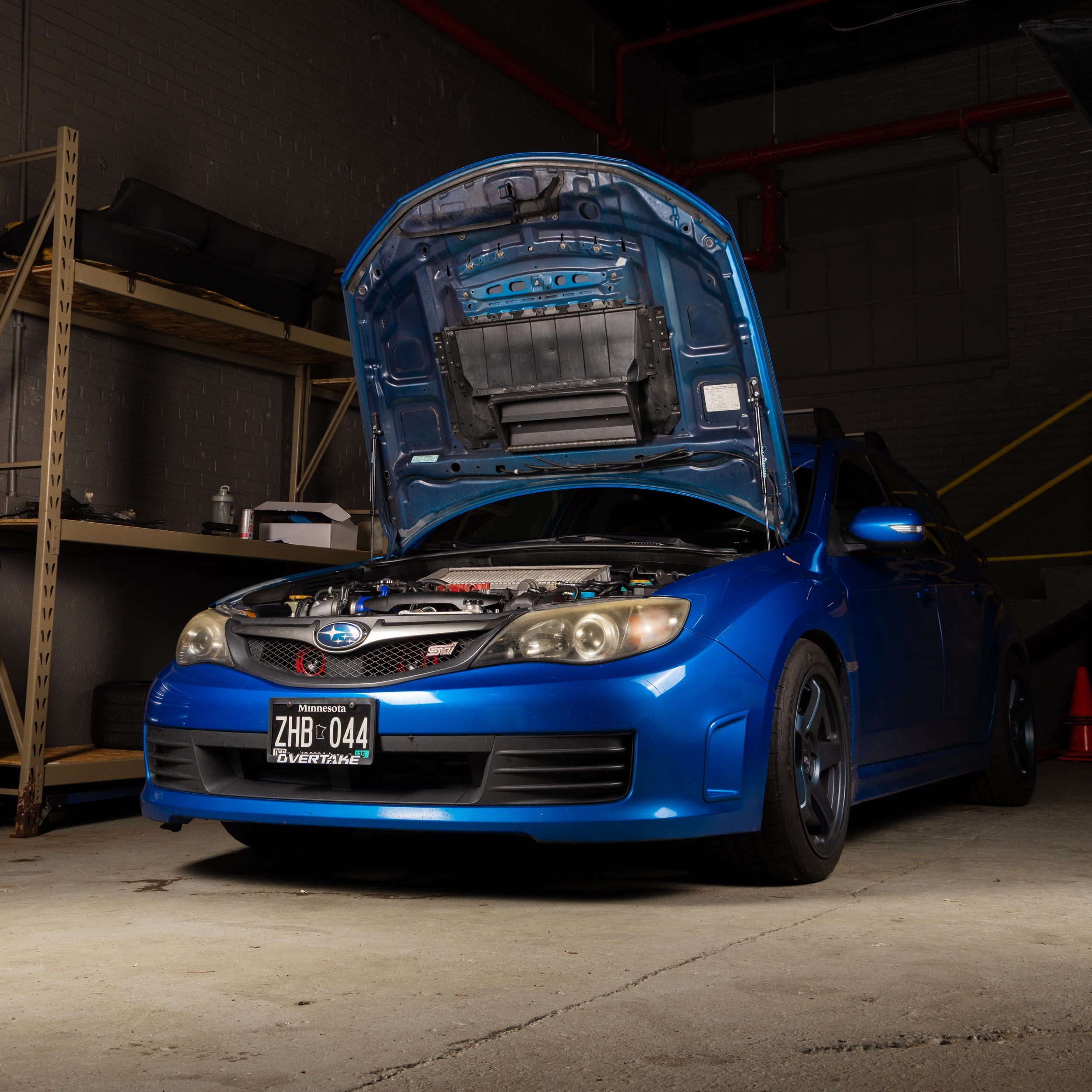 Overtake Hi-Lift Hood Strut Kit - Subaru 2008-14 WRX/STi