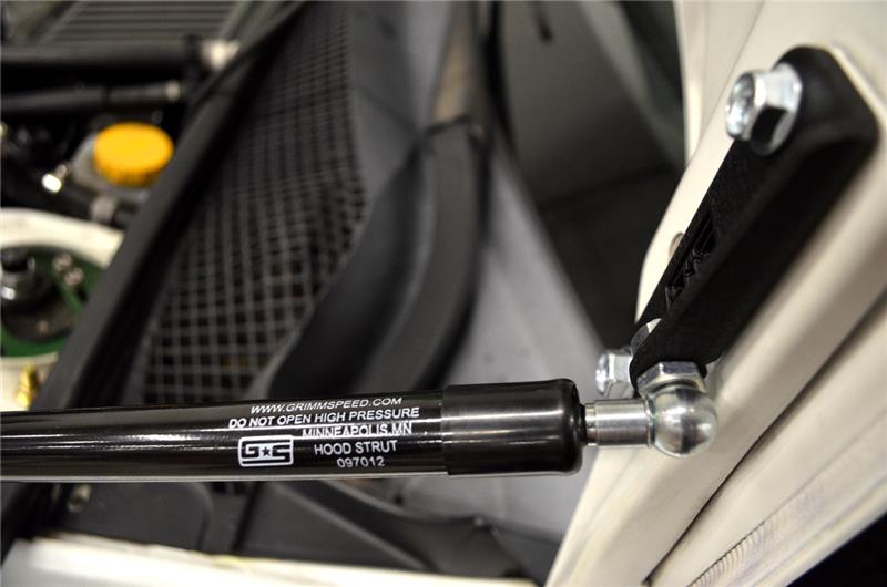 GrimmSpeed 03-08 Subaru Forester Hood Struts